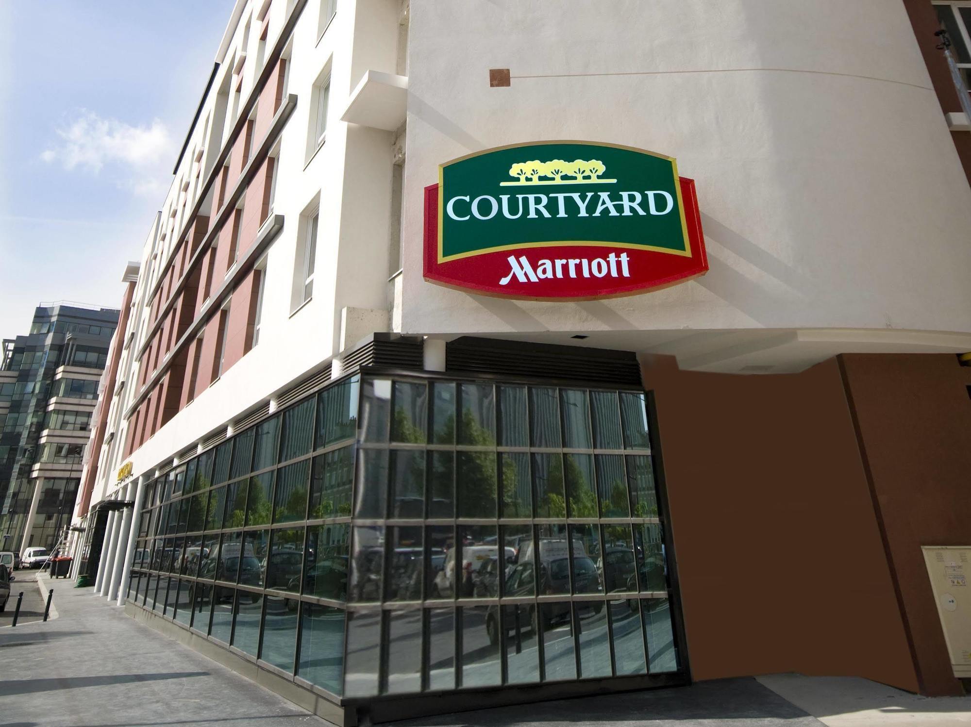 Courtyard By Marriott Paris Saint Denis Hotel Luaran gambar